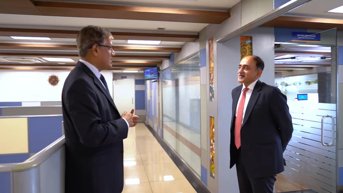 Immersive Outlook with Federal Bank